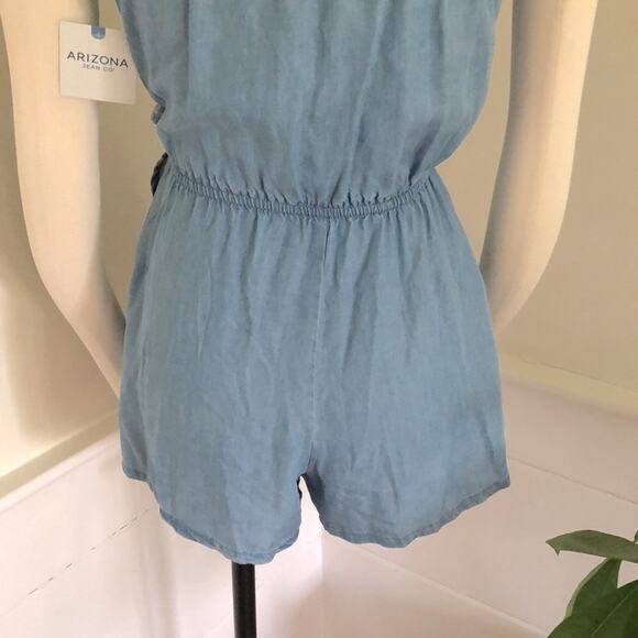 Arizona Light Wash Jean Romper- XS - Picture 5 of 12